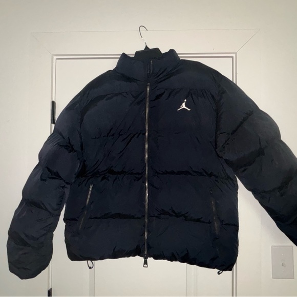 XL Men’s Jordan Essentials Poly Puffer Jacket - Picture 5 of 12